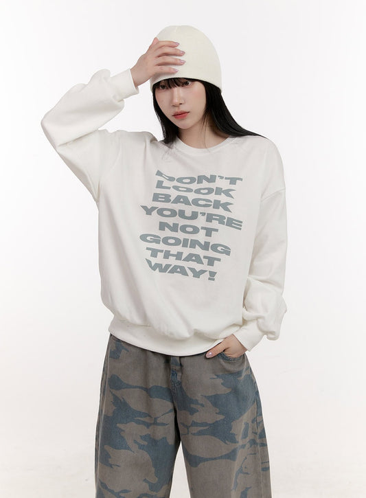 GRAPHIC LOOSE-FIT SWEATSHIRT