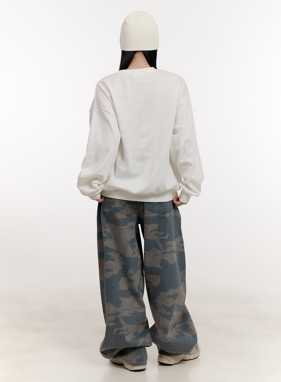 GRAPHIC LOOSE-FIT SWEATSHIRT