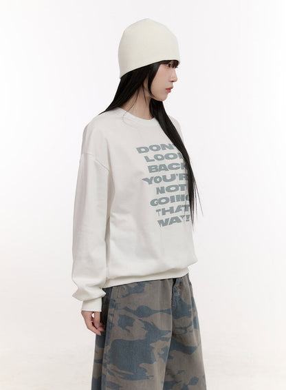 GRAPHIC LOOSE-FIT SWEATSHIRT